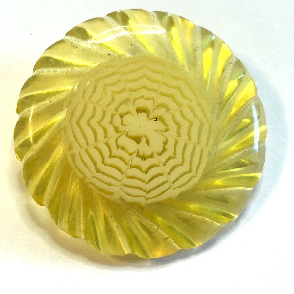 Vintage Lucite Yellow Swirl Design‎ Shank Buttons Set of 5 HTF RARE